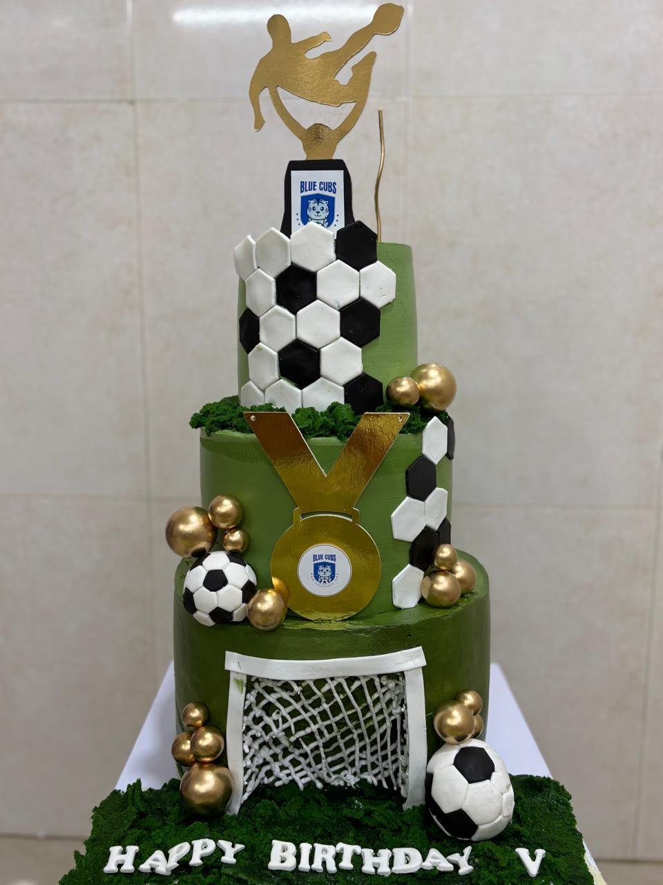 The Cakistry Custom Cake Creation